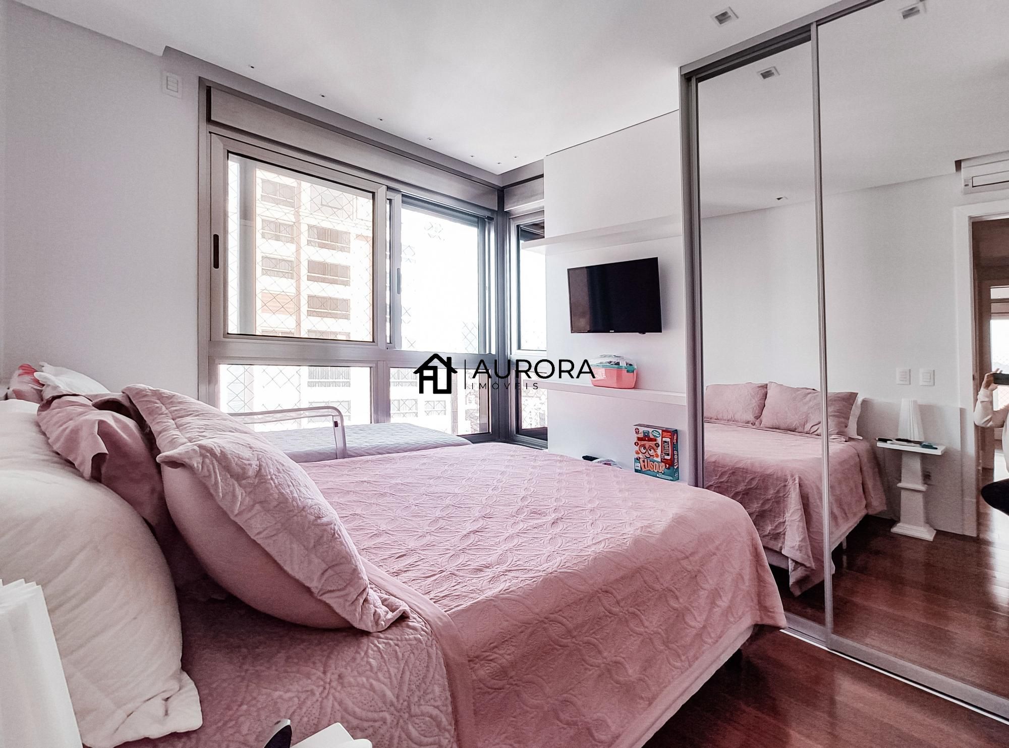 Apartamento à venda com 4 quartos, 213m² - Foto 5