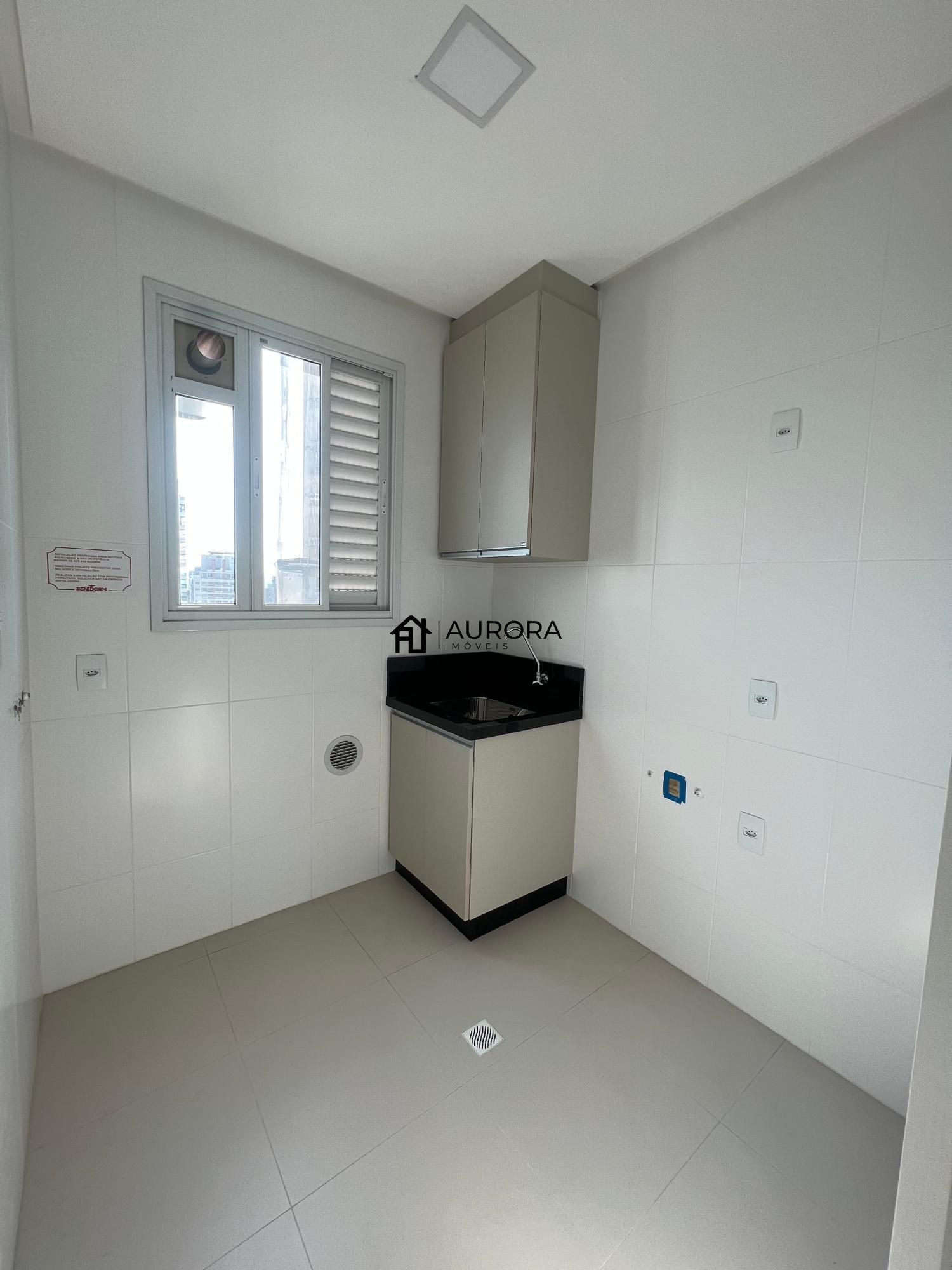 Apartamento à venda com 4 quartos, 165m² - Foto 17