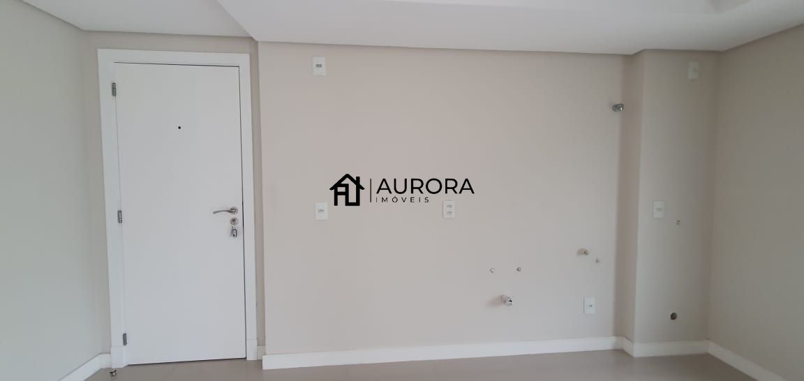 Apartamento à venda com 2 quartos, 70m² - Foto 1