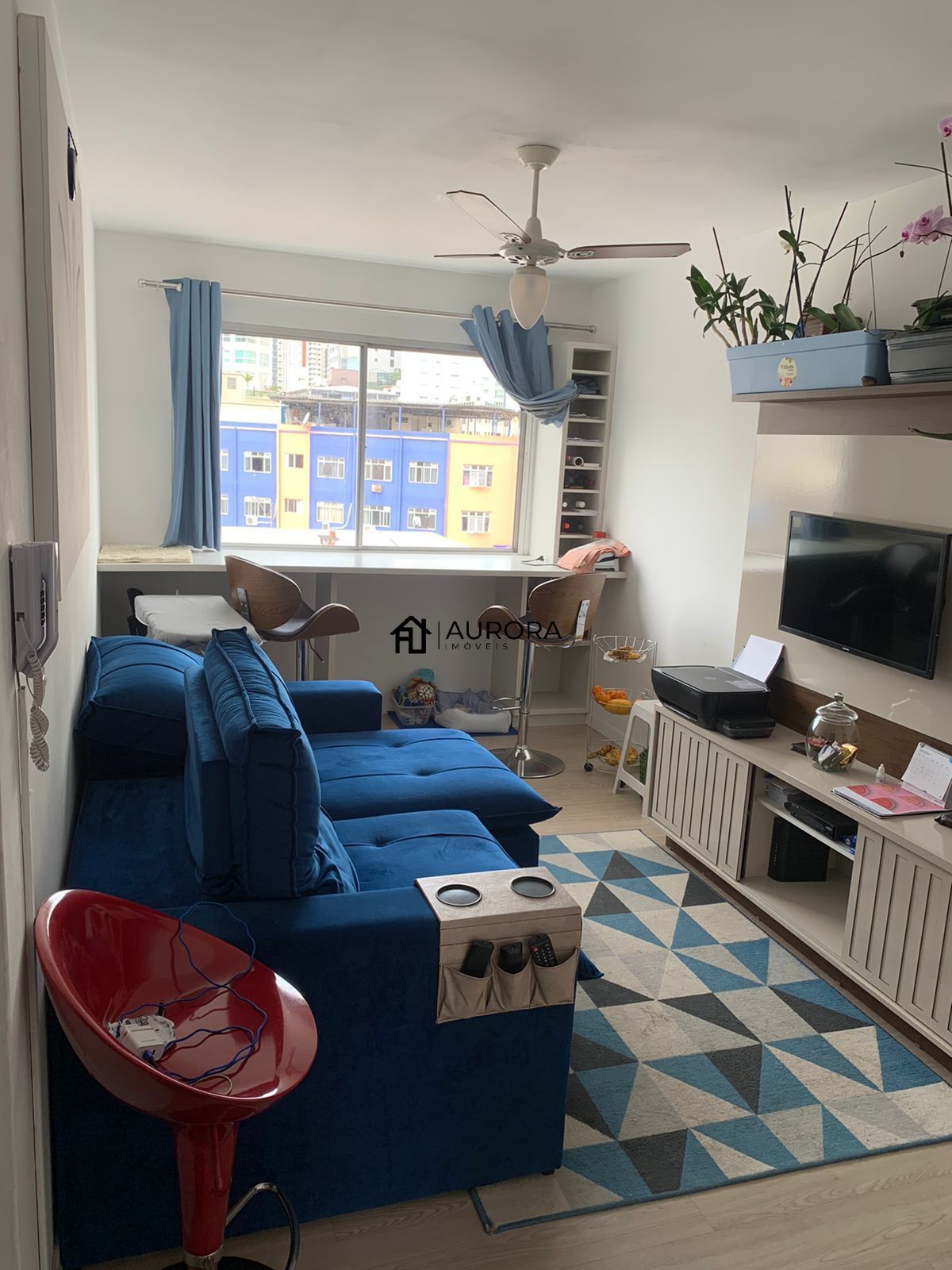 Apartamento à venda com 2 quartos, 70m² - Foto 1