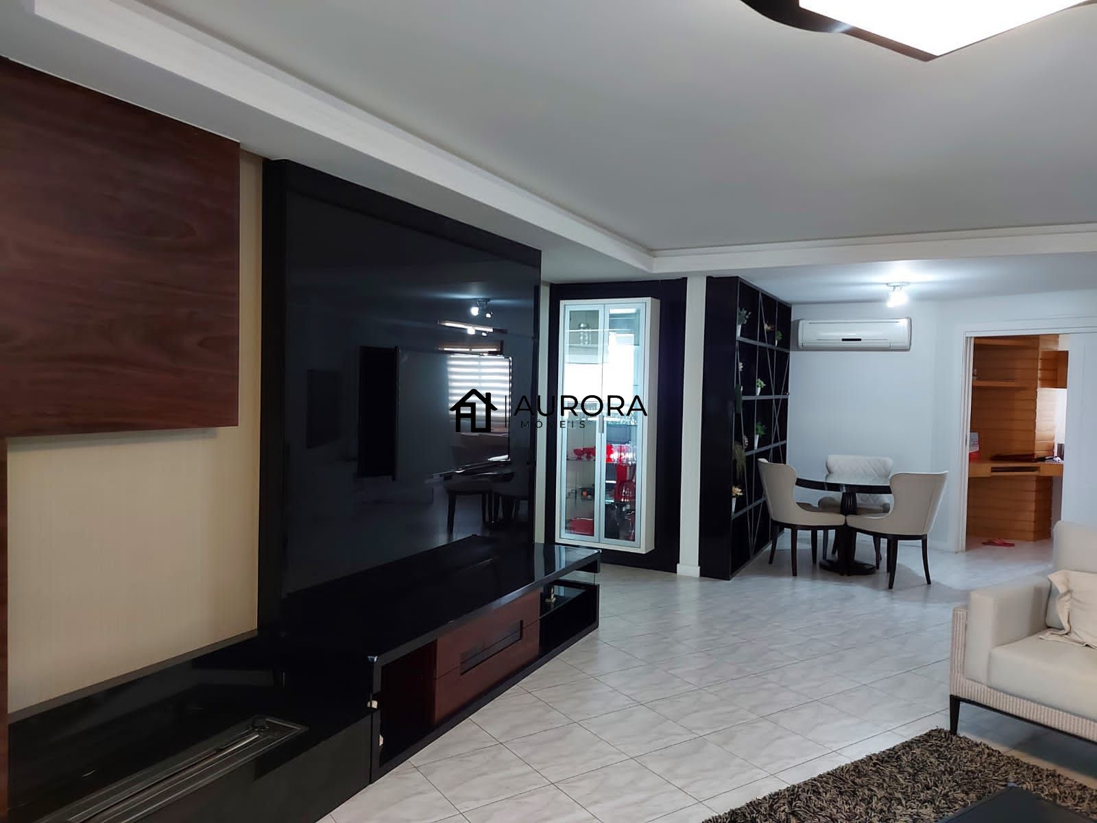 Apartamento para alugar com 3 quartos, 157m² - Foto 3