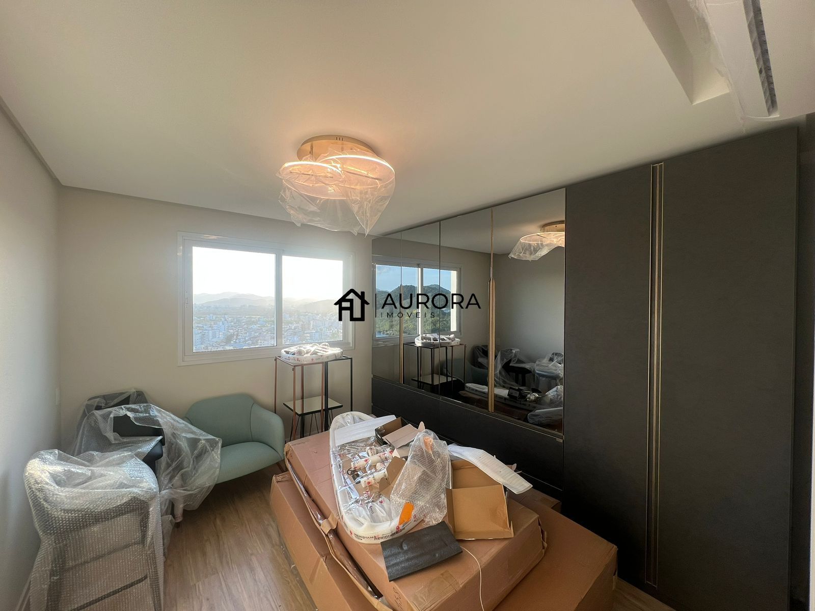 Apartamento à venda com 3 quartos, 139m² - Foto 3