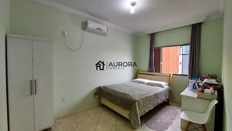 Casa à venda com 4 quartos, 280m² - Foto 13