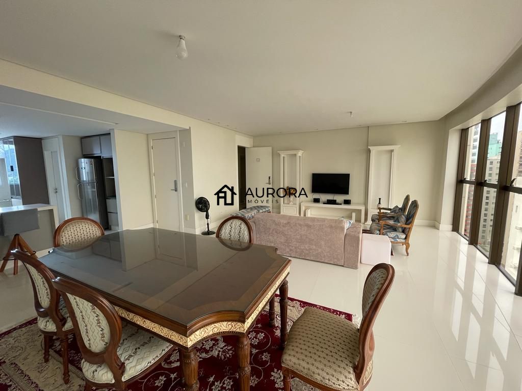 Apartamento, 3 quartos, 130 m² - Foto 2