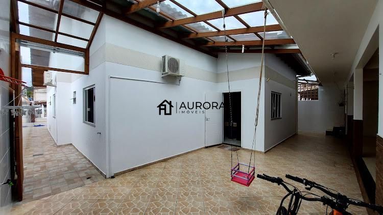 Casa à venda com 4 quartos, 280m² - Foto 6