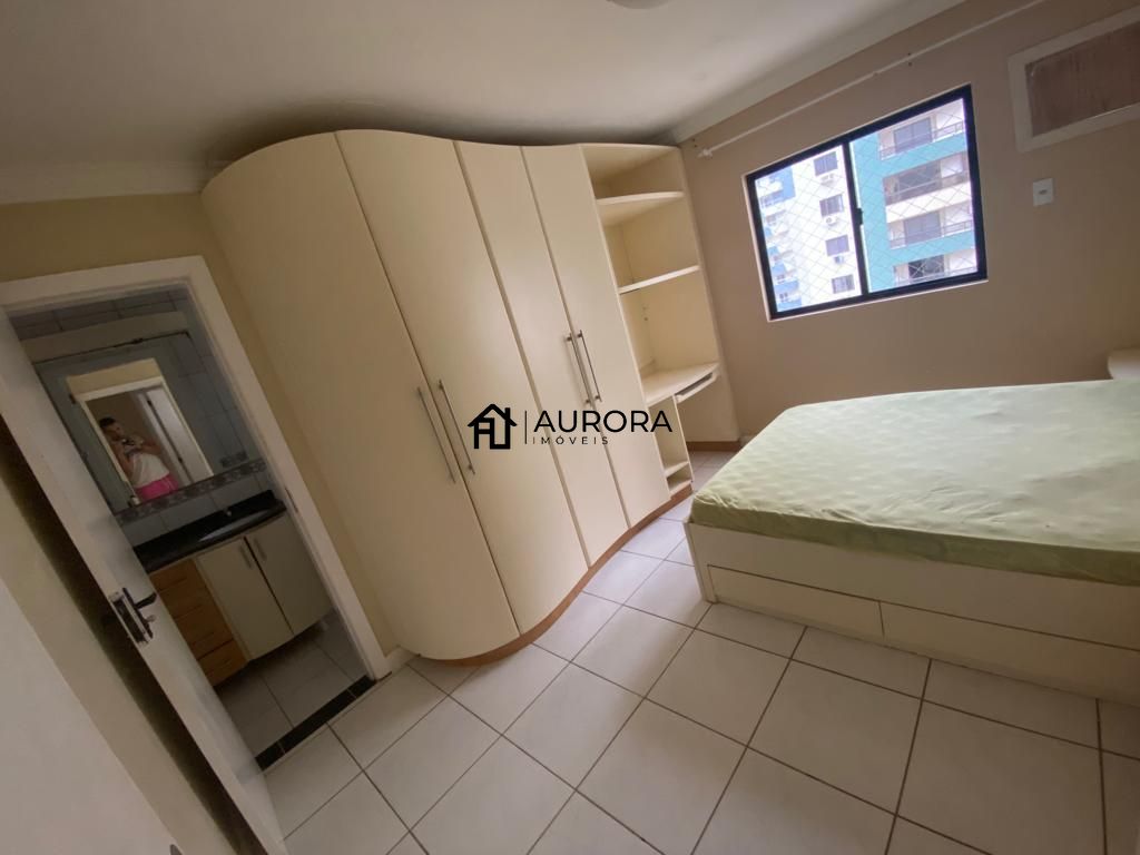 Apartamento à venda com 3 quartos, 157m² - Foto 8