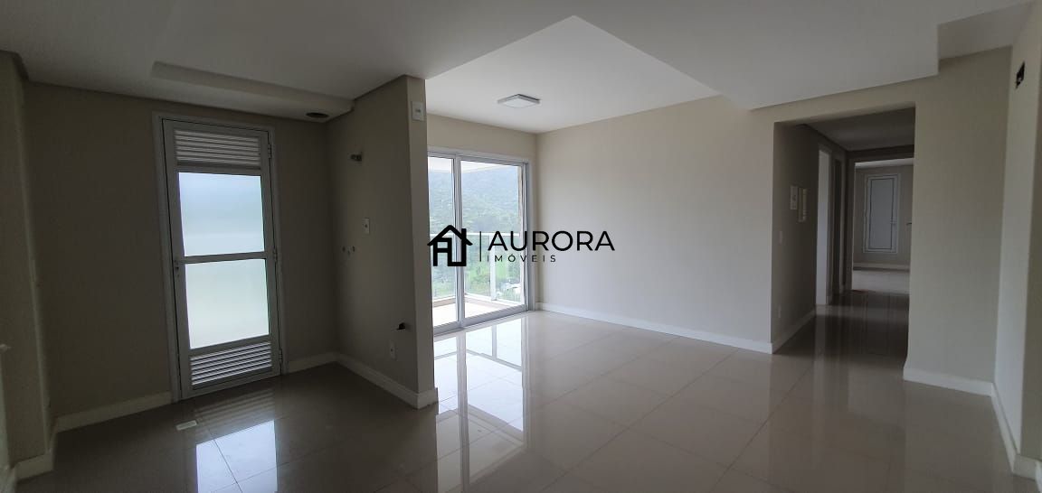 Apartamento à venda com 2 quartos, 70m² - Foto 3