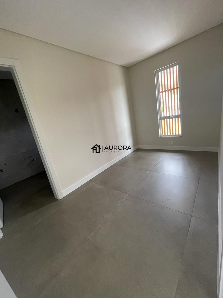 Casa à venda com 3 quartos, 224m² - Foto 11