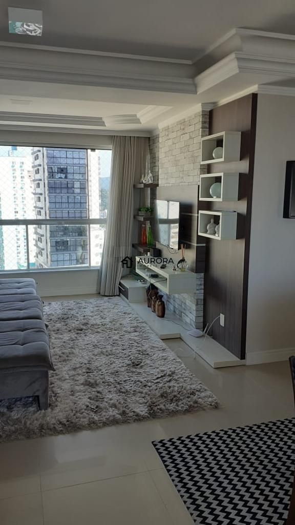 Apartamento à venda com 3 quartos, 118m² - Foto 6