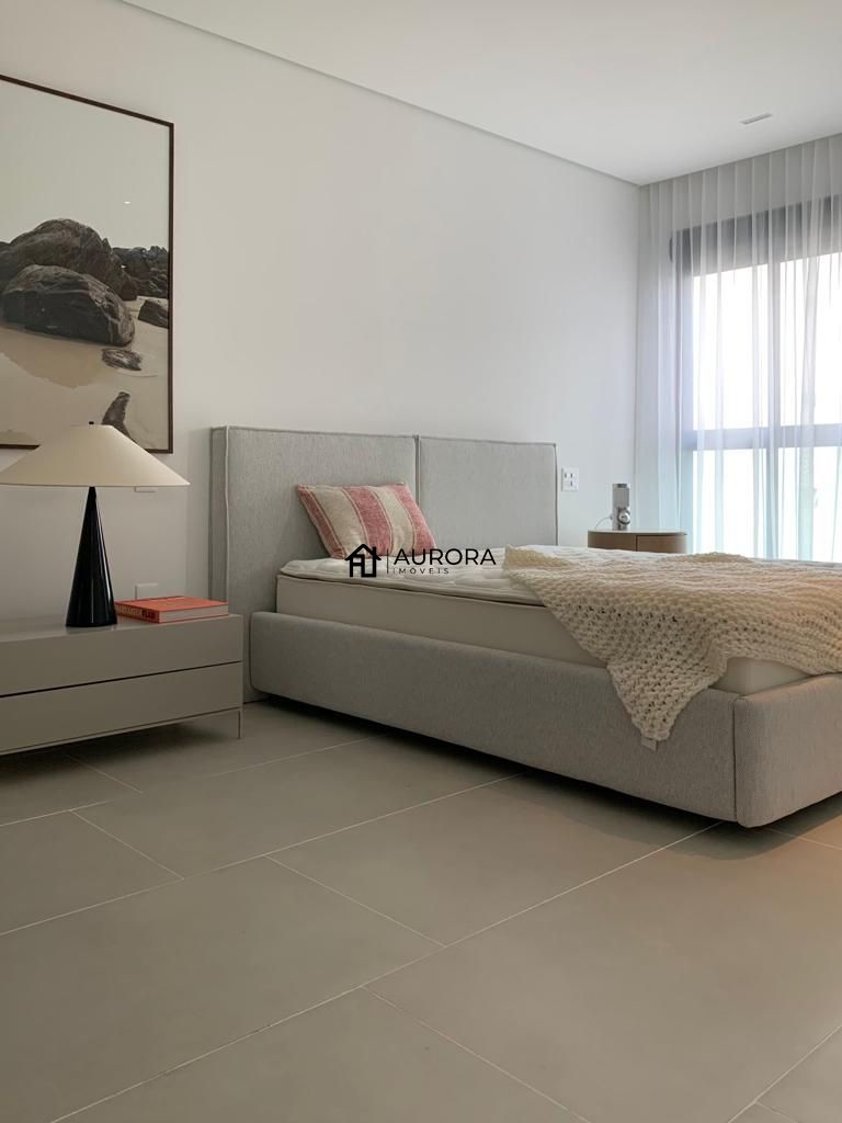 Apartamento à venda com 2 quartos, 136m² - Foto 4