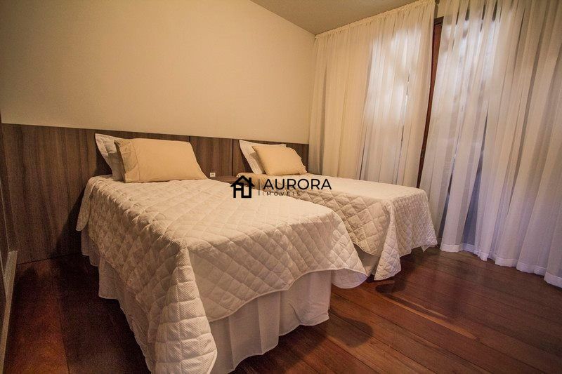 Casa à venda com 4 quartos, 369m² - Foto 11