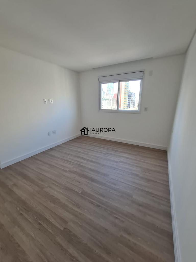 Apartamento à venda com 2 quartos, 98m² - Foto 8