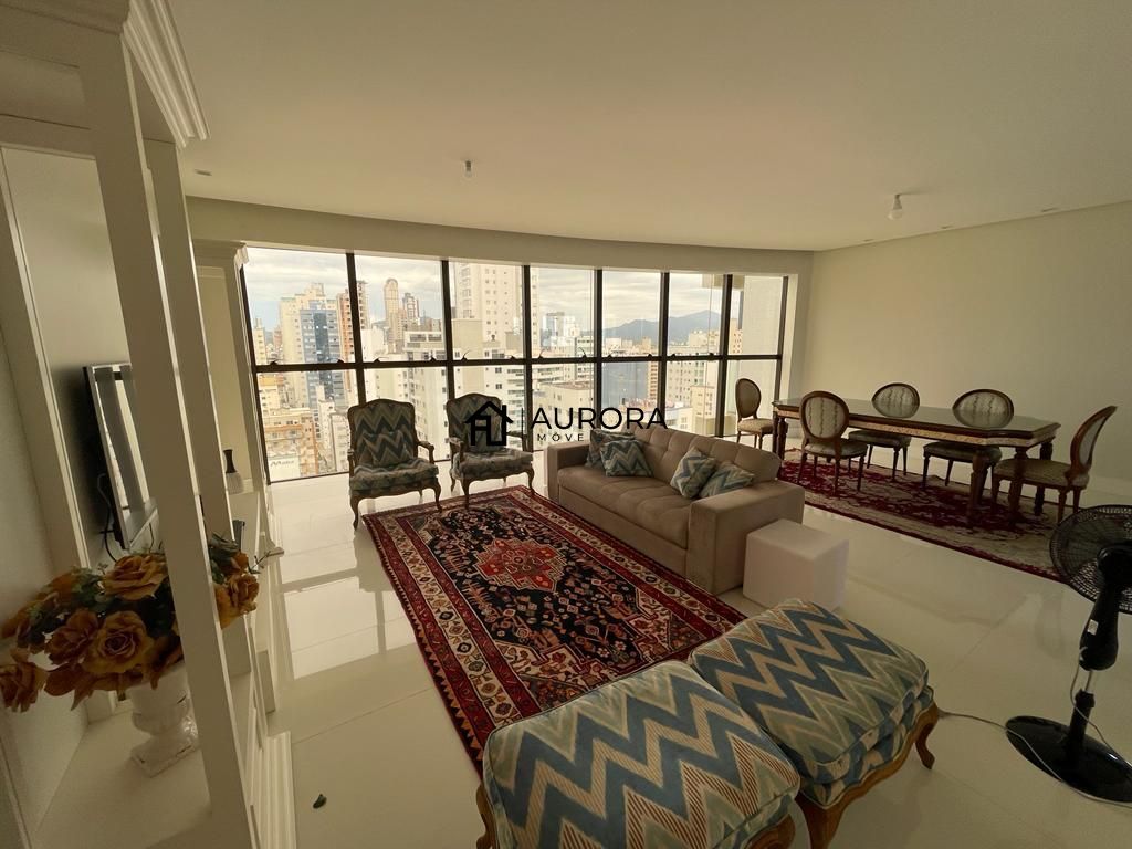 Apartamento, 3 quartos, 130 m² - Foto 1