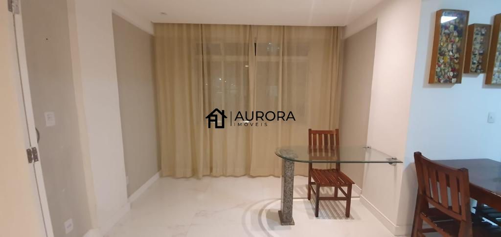 Apartamento à venda com 2 quartos, 68m² - Foto 3