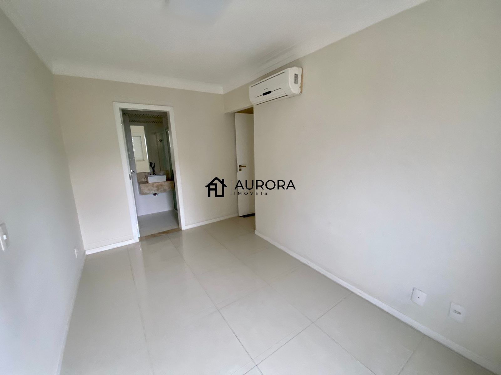 Cobertura à venda com 4 quartos, 200m² - Foto 14