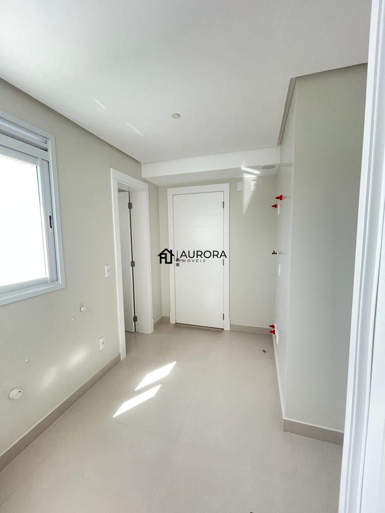 Apartamento à venda com 3 quartos, 165m² - Foto 8