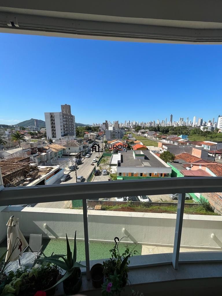 Apartamento à venda com 2 quartos, 74m² - Foto 10