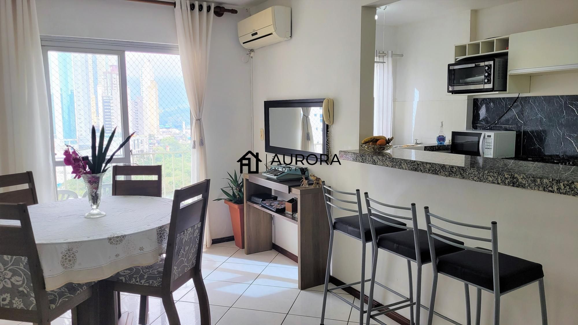 Apartamento, 2 quartos, 75 m² - Foto 1
