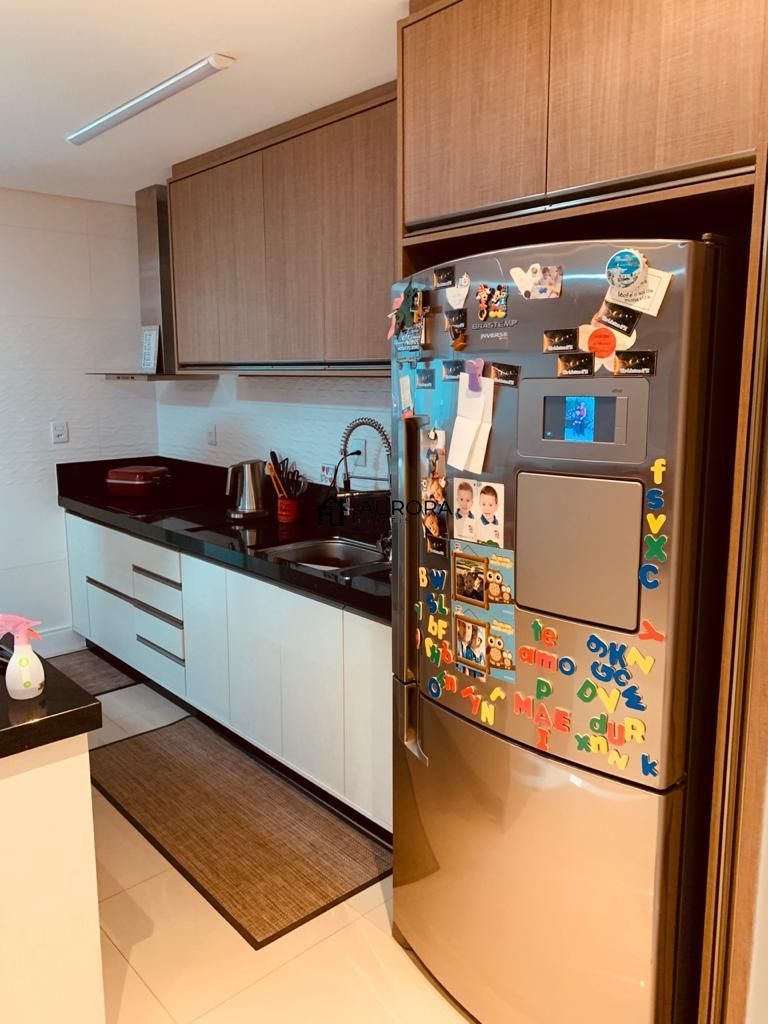 Casa de Condomínio à venda com 4 quartos, 220m² - Foto 29