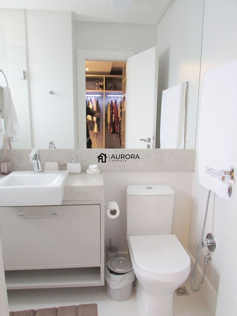 Apartamento à venda com 4 quartos, 237m² - Foto 16