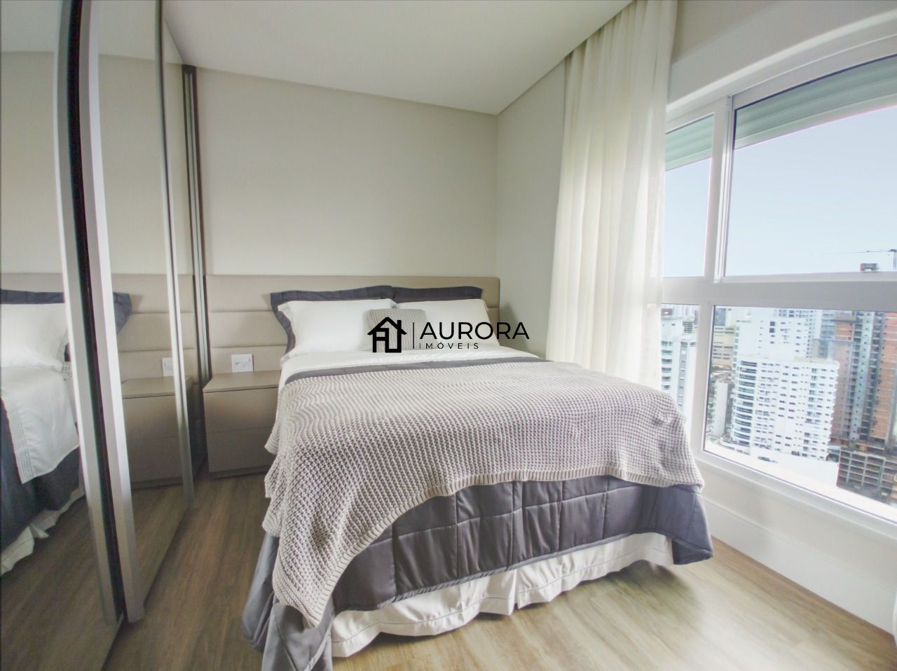 Apartamento à venda com 4 quartos, 181m² - Foto 10