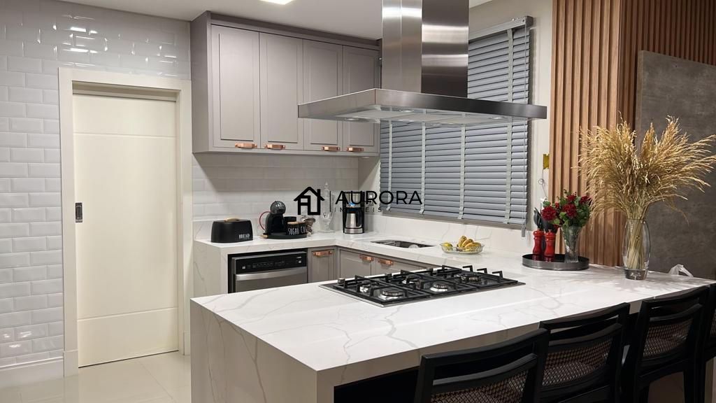 Apartamento à venda com 4 quartos, 137m² - Foto 18