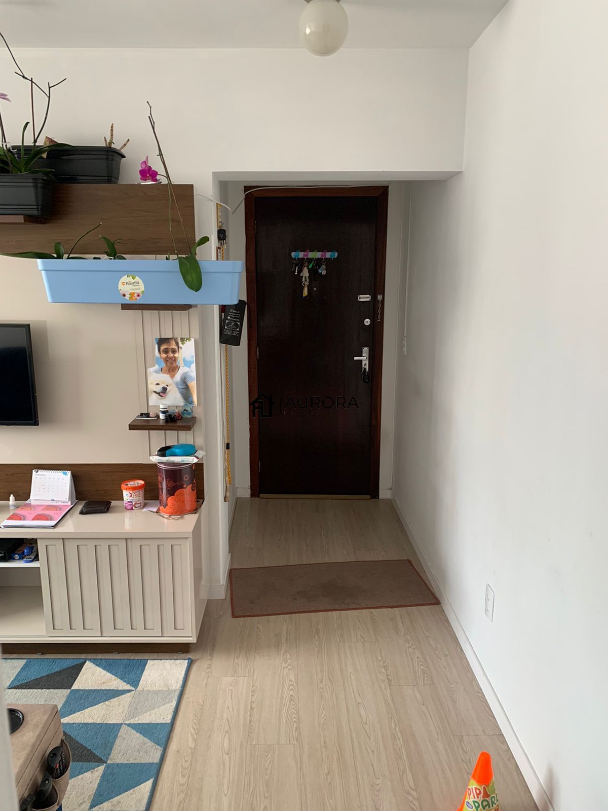 Apartamento à venda com 2 quartos, 70m² - Foto 2