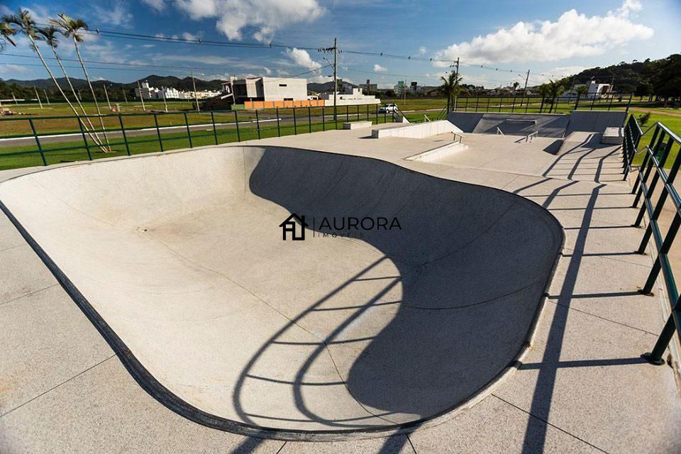 Casa de Condomínio à venda com 4 quartos, 220m² - Foto 45