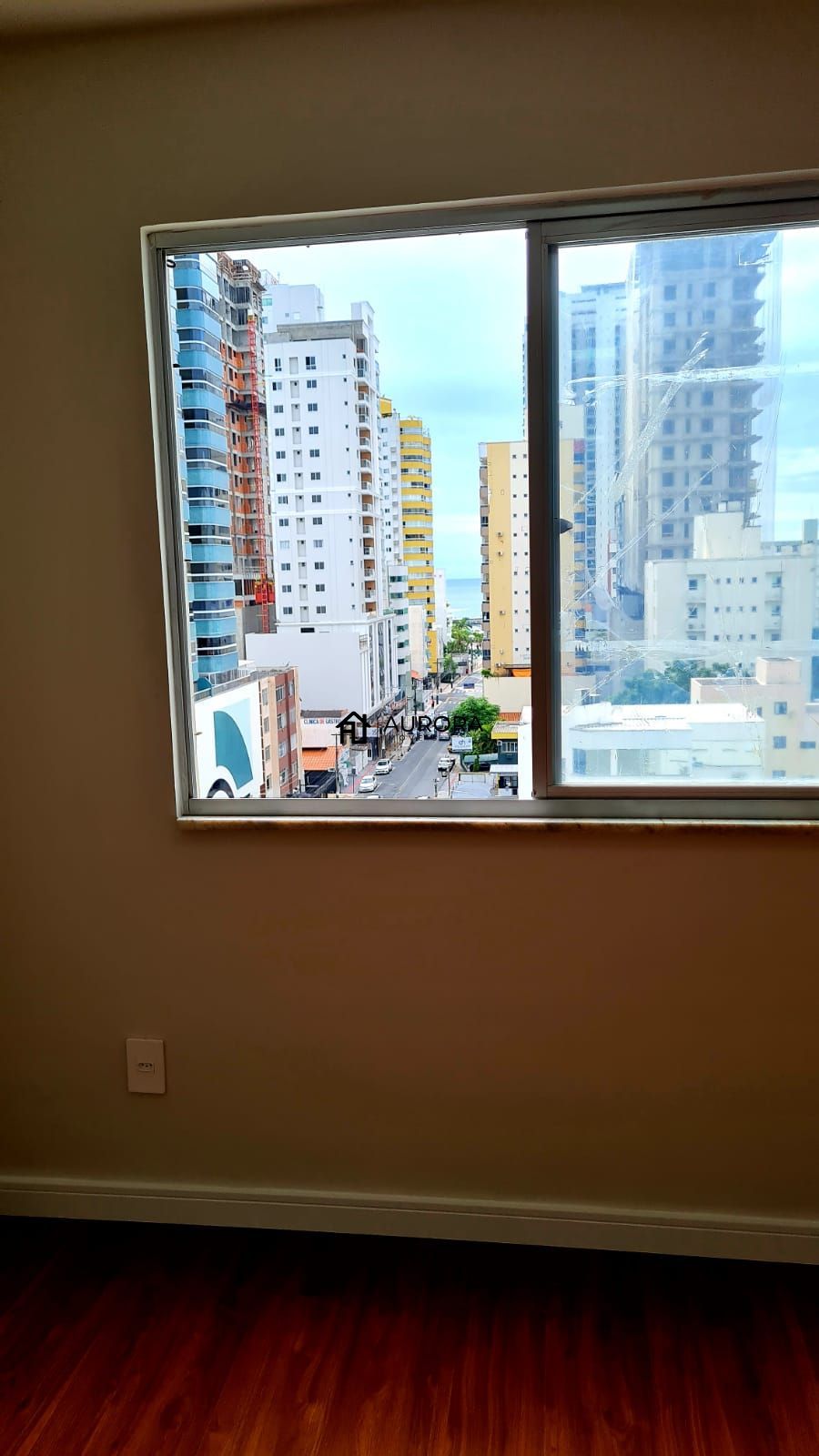 Apartamento à venda com 2 quartos, 108m² - Foto 1