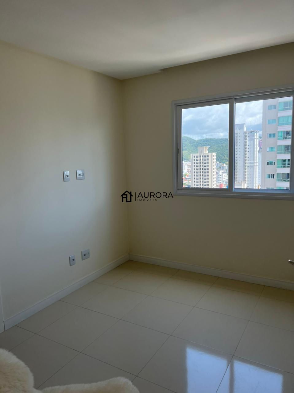 Apartamento à venda com 3 quartos, 130m² - Foto 10