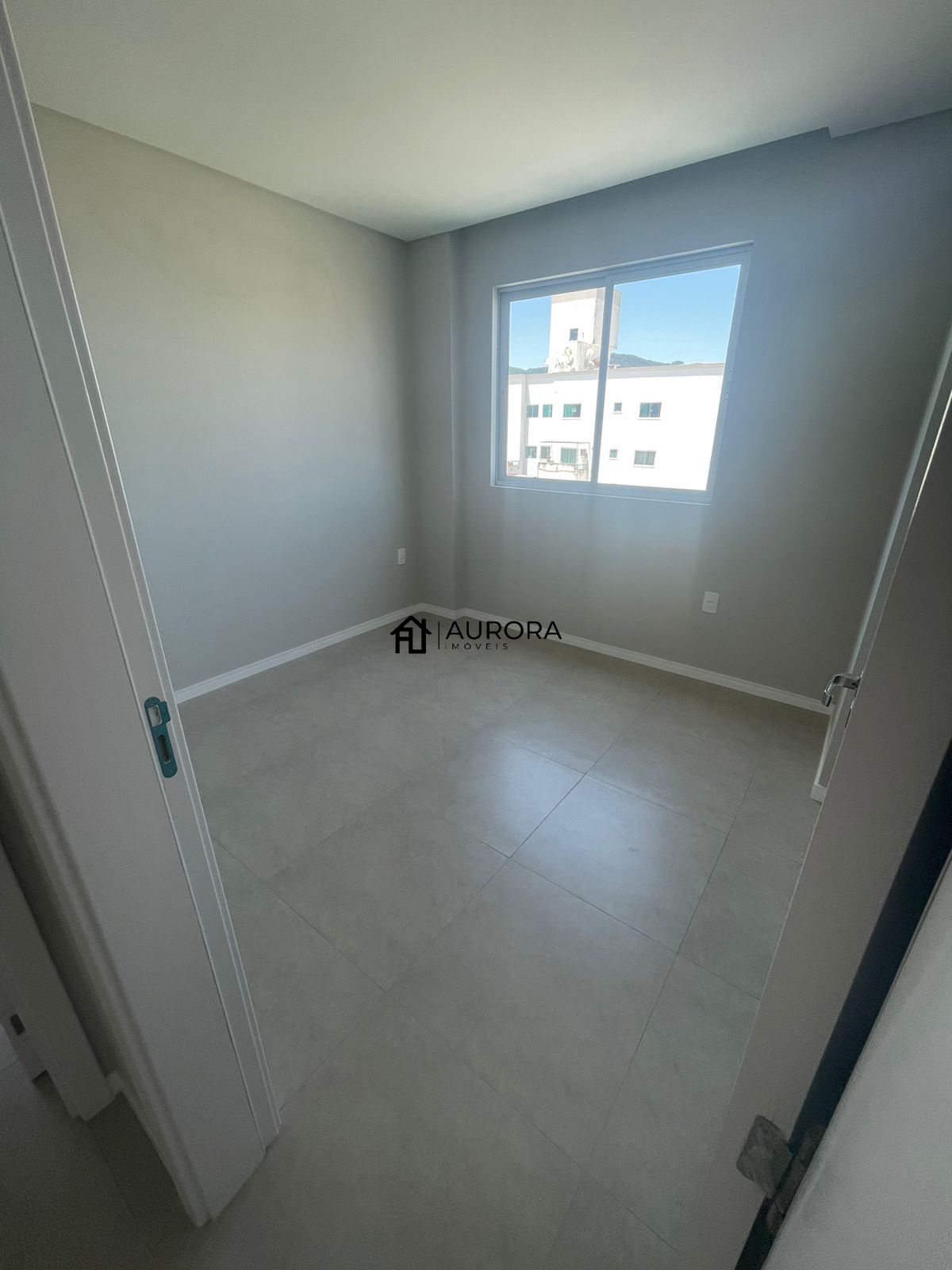 Apartamento à venda com 2 quartos, 77m² - Foto 15