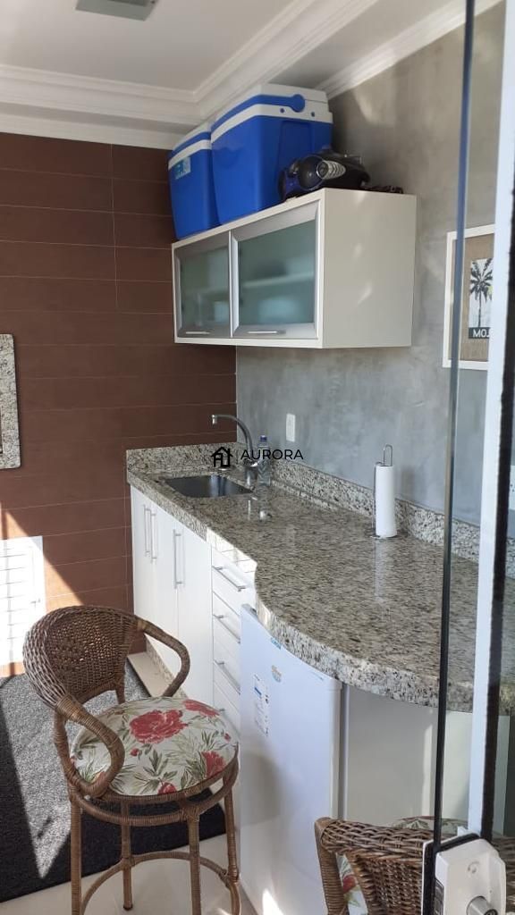 Apartamento à venda com 3 quartos, 118m² - Foto 2