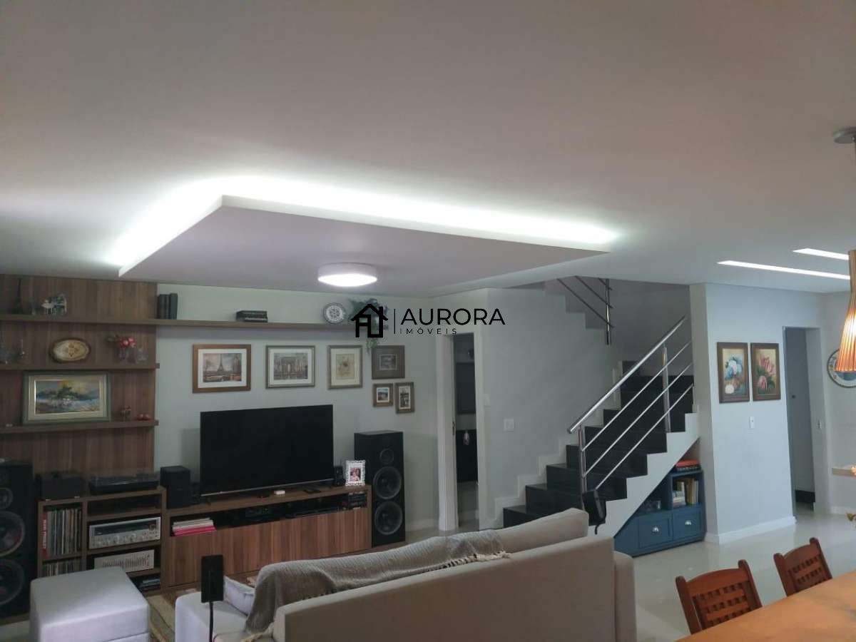 Apartamento à venda com 3 quartos, 215m² - Foto 5