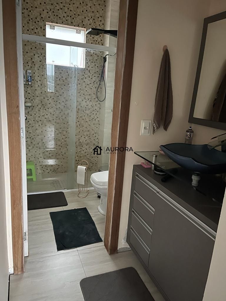 Casa à venda com 4 quartos, 350m² - Foto 18