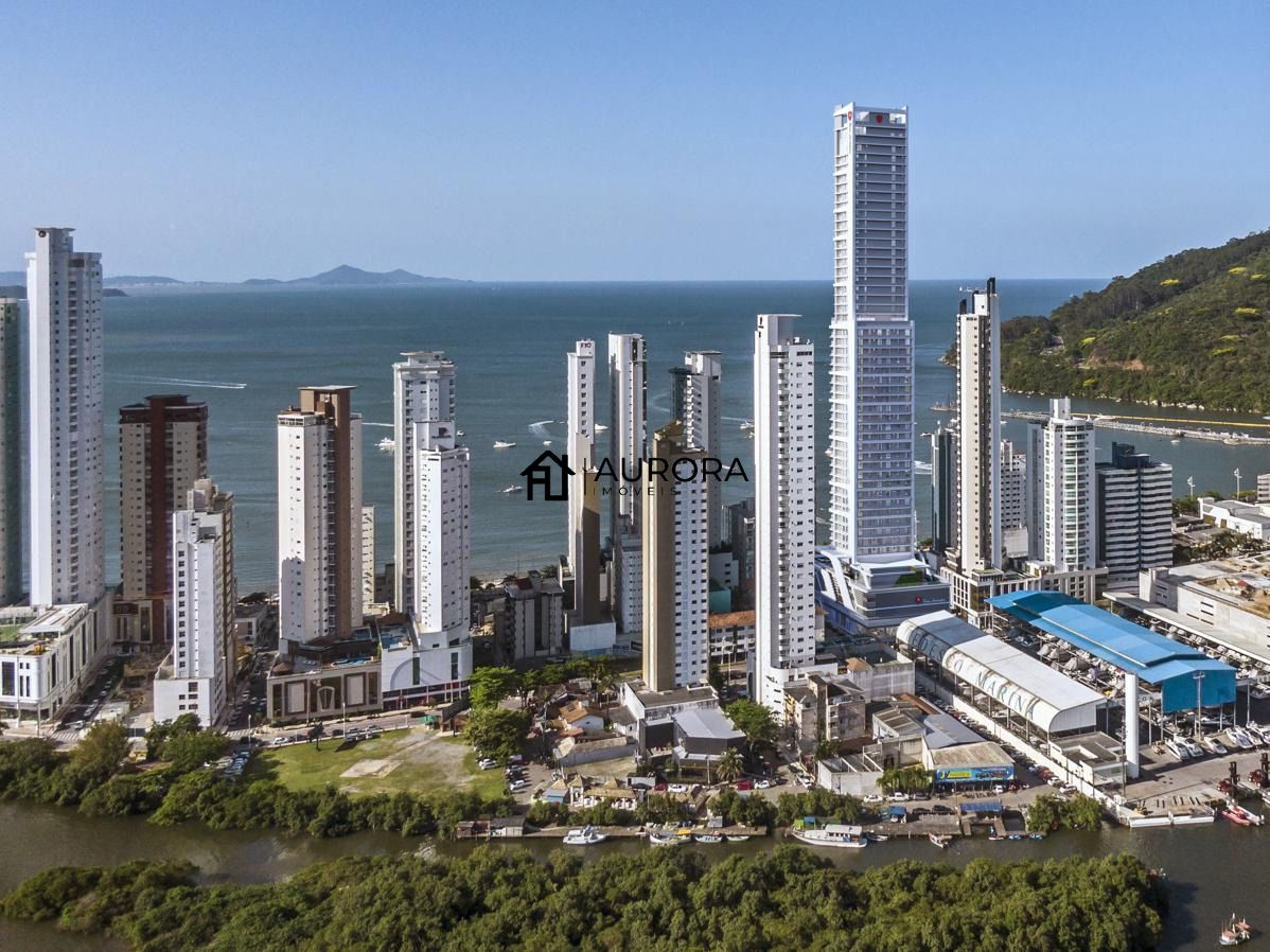 Apartamento à venda com 4 quartos, 226m² - Foto 3