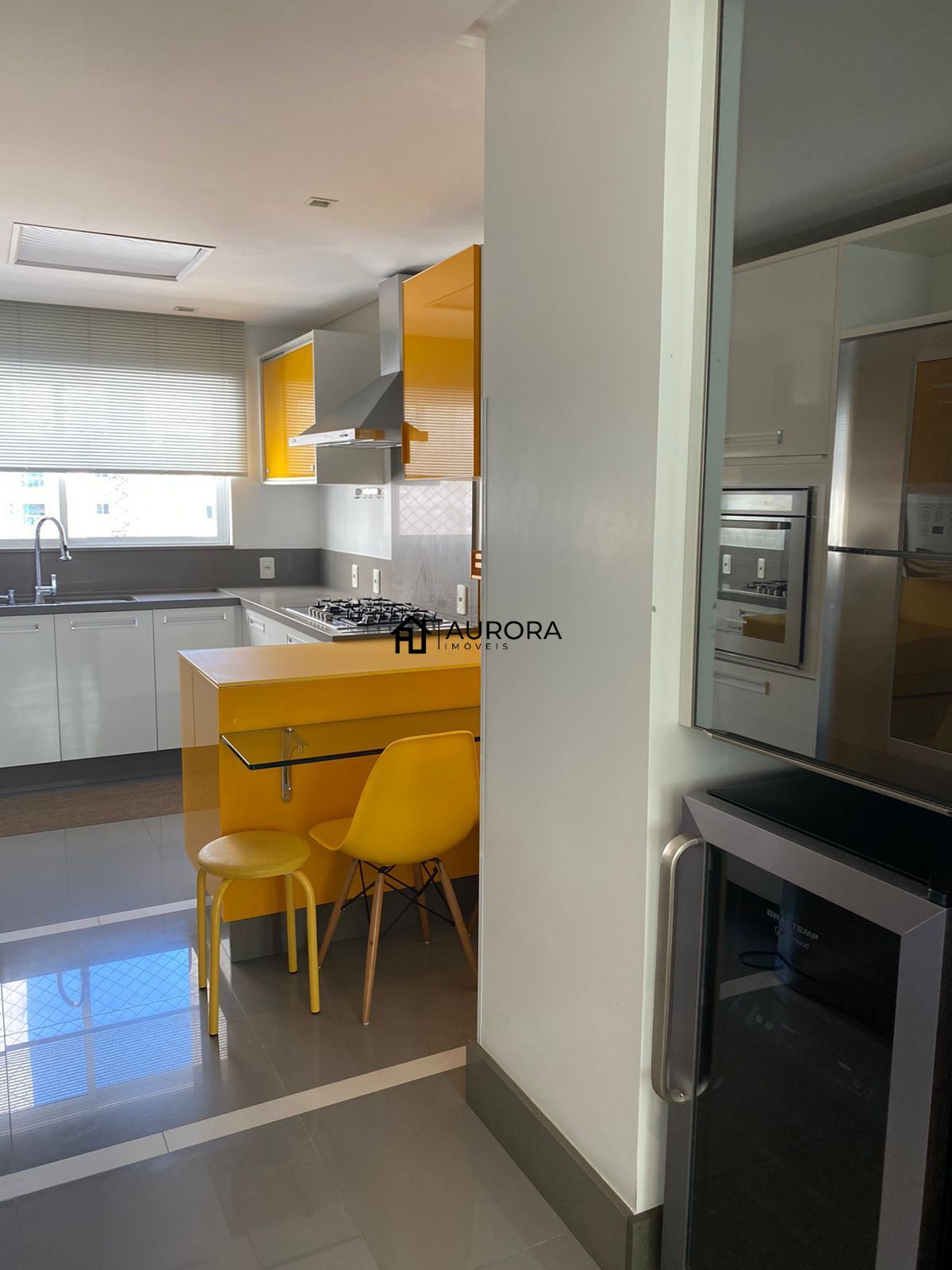 Apartamento à venda com 3 quartos, 205m² - Foto 12