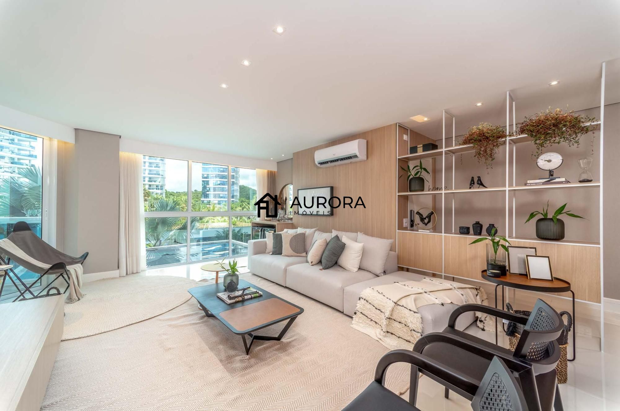 Apartamento à venda com 4 quartos, 207m² - Foto 1