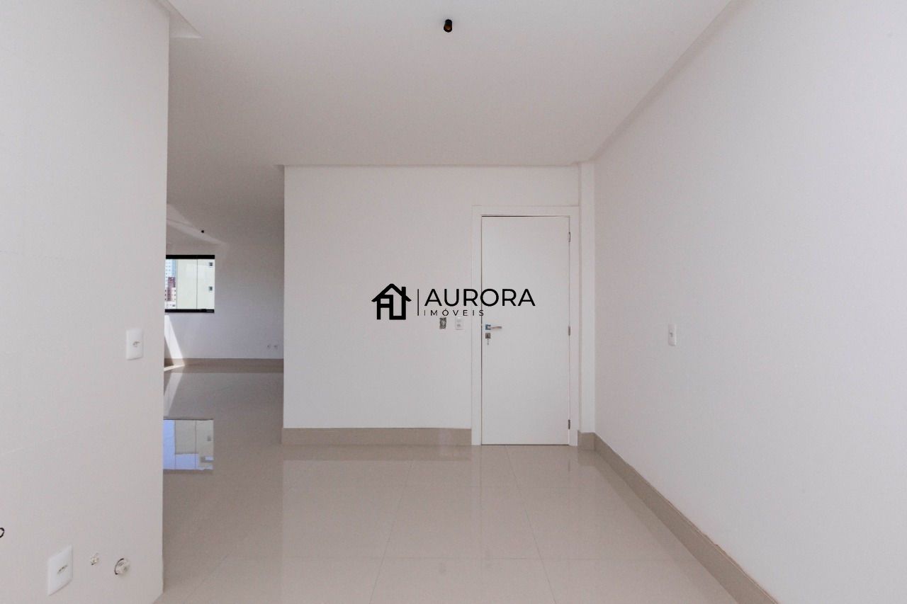 Apartamento à venda com 4 quartos, 150m² - Foto 37