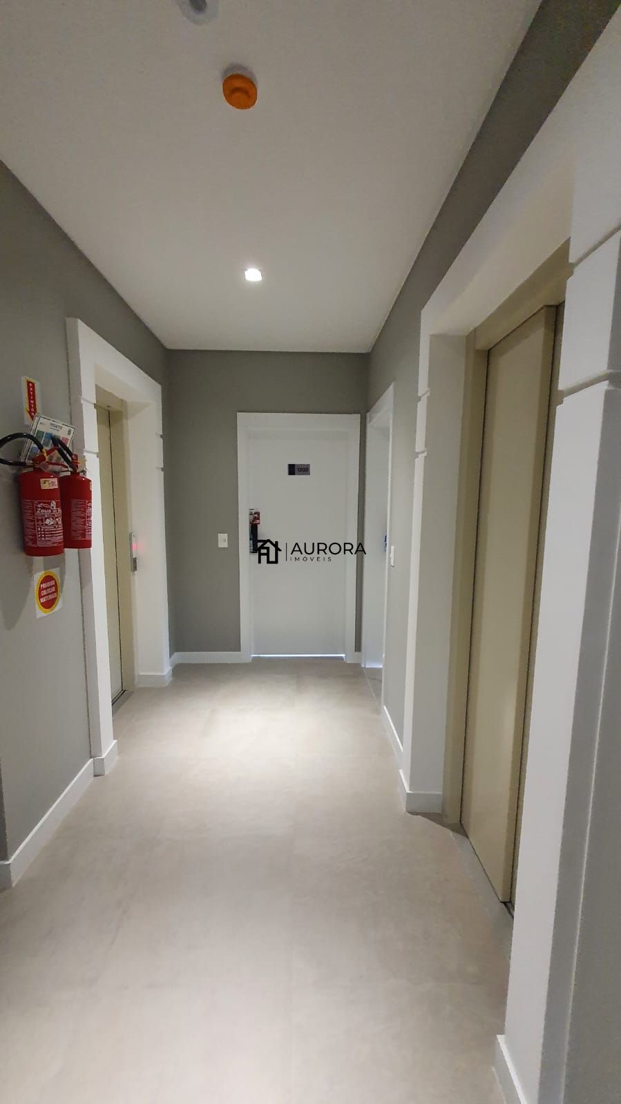 Apartamento à venda com 2 quartos, 64m² - Foto 5