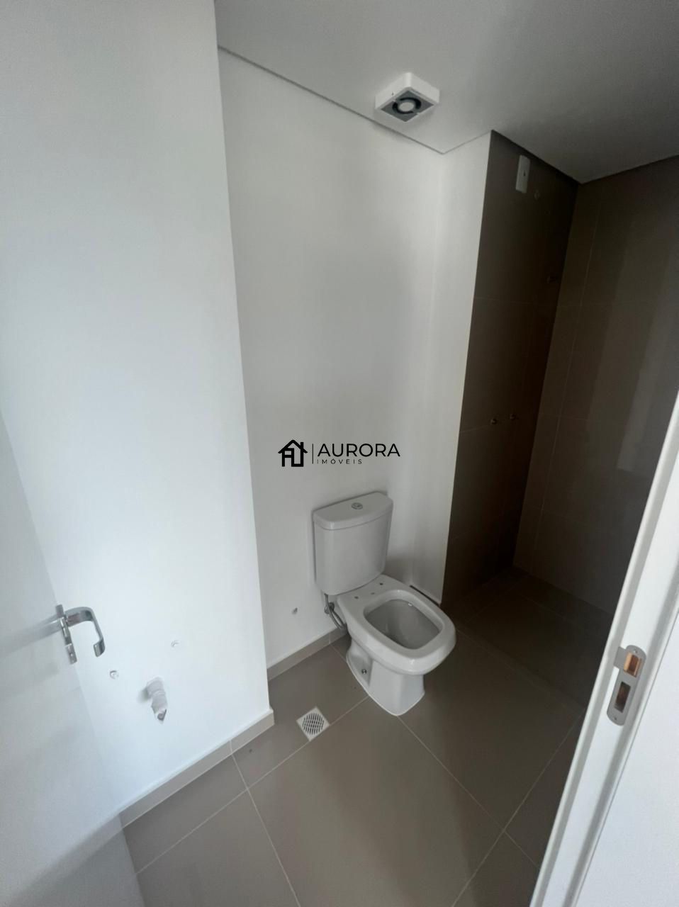 Apartamento à venda com 2 quartos, 62m² - Foto 11