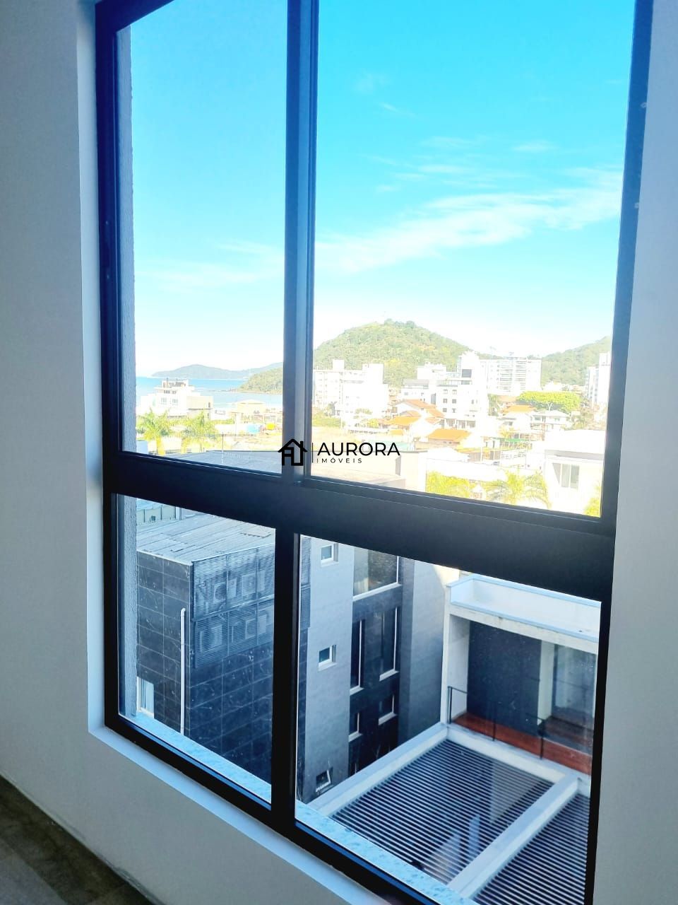 Apartamento à venda com 3 quartos, 115m² - Foto 26