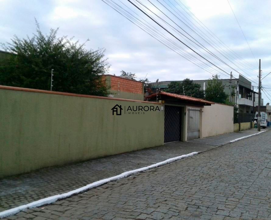 Casa à venda com 4 quartos, 300m² - Foto 13