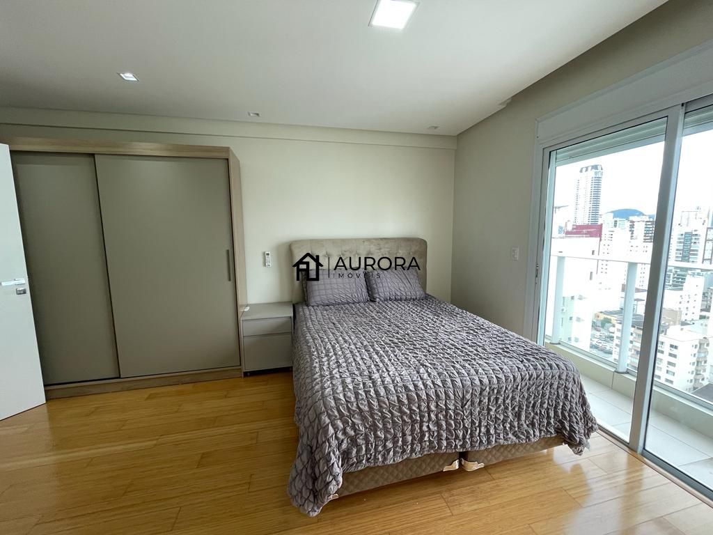 Apartamento à venda com 3 quartos, 130m² - Foto 6