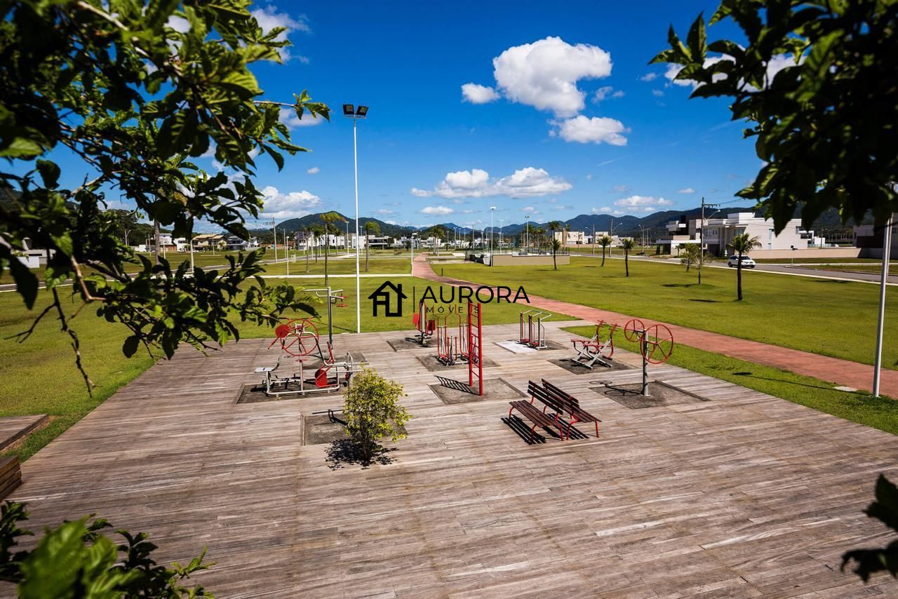 Casa de Condomínio à venda com 4 quartos, 220m² - Foto 42