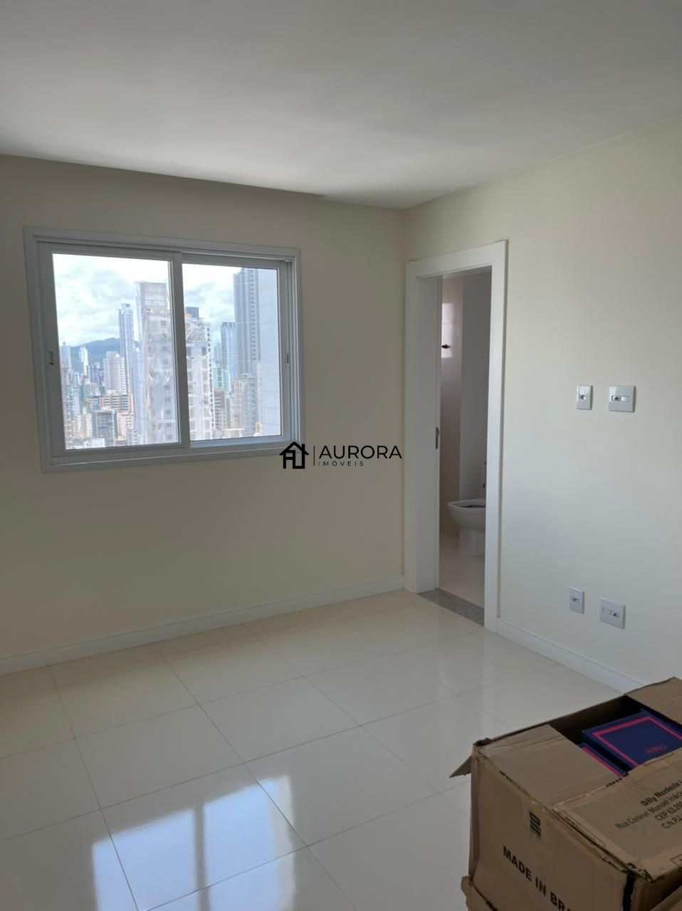 Apartamento à venda com 3 quartos, 130m² - Foto 8