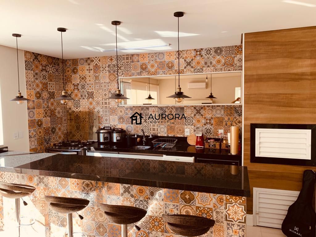 Casa de Condomínio à venda com 4 quartos, 220m² - Foto 8