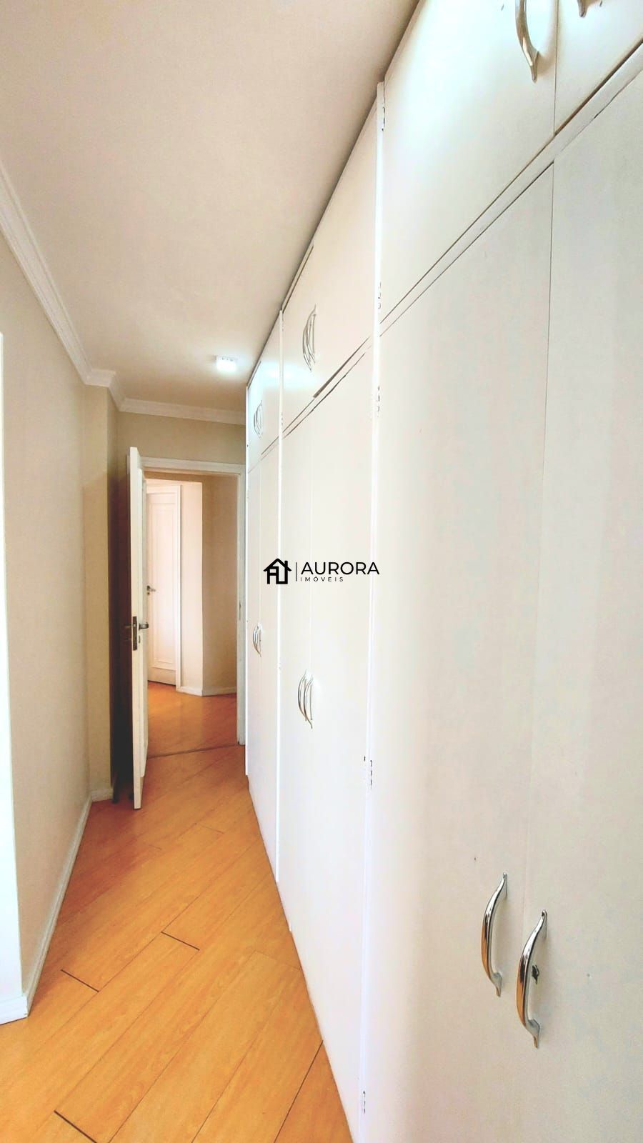 Apartamento à venda com 3 quartos, 182m² - Foto 19