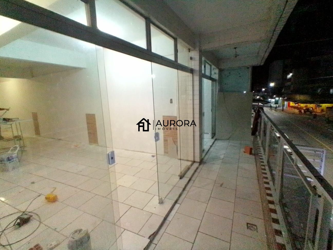 Conjunto Comercial-Sala para alugar com 1 quarto, 60m² - Foto 3