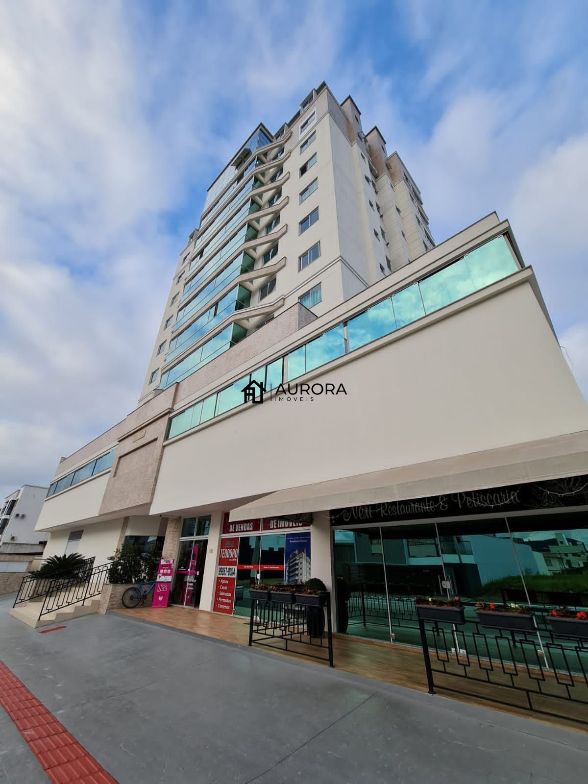 Apartamento, 2 quartos, 77 m² - Foto 2