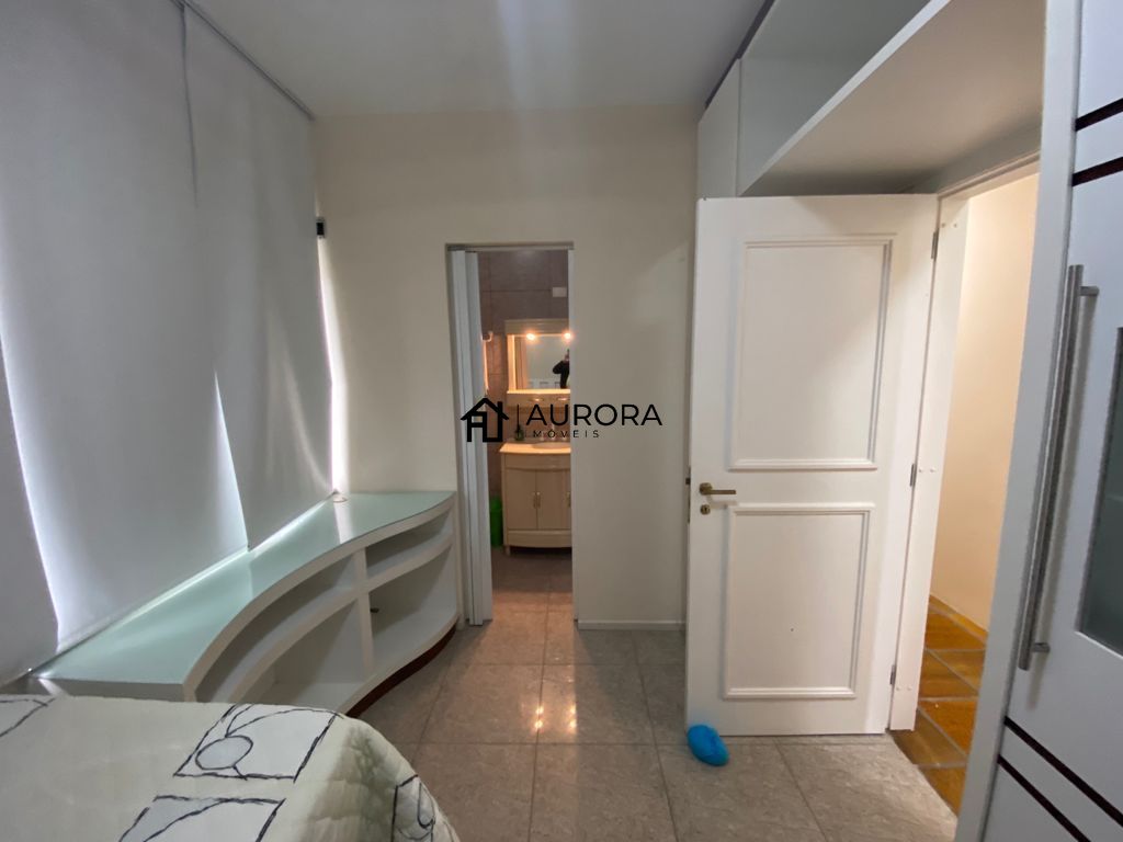 Apartamento para alugar com 4 quartos, 208m² - Foto 14